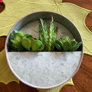 Decorative faux planter